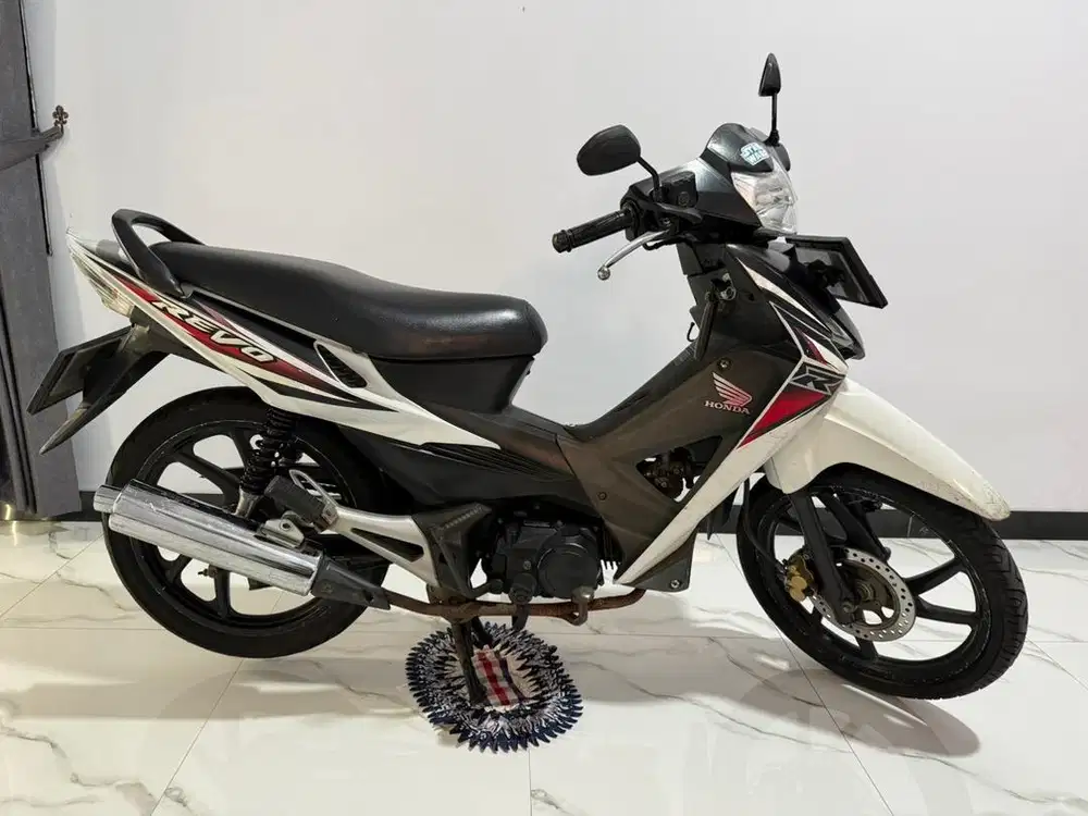 Revo Generasi Pertama 2008