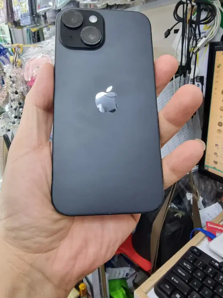 IP 15 128GB GRS TAM BLACK