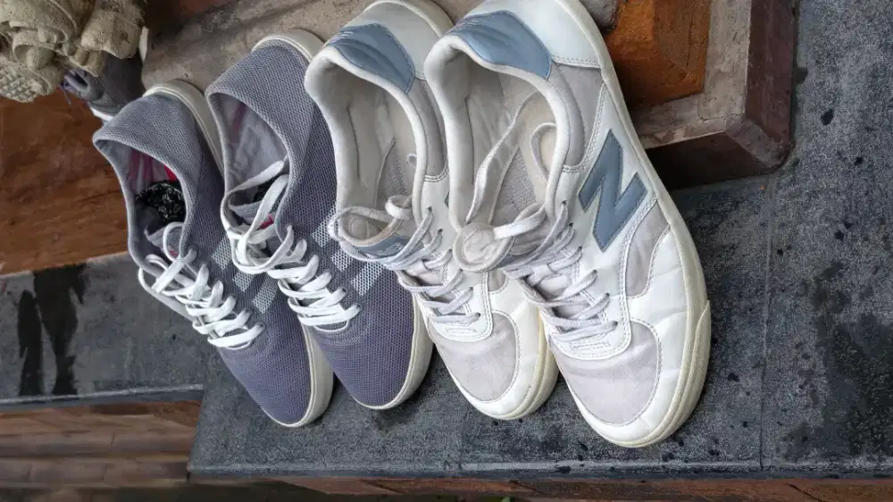 Sepatu adidas dan New Balance (NB)