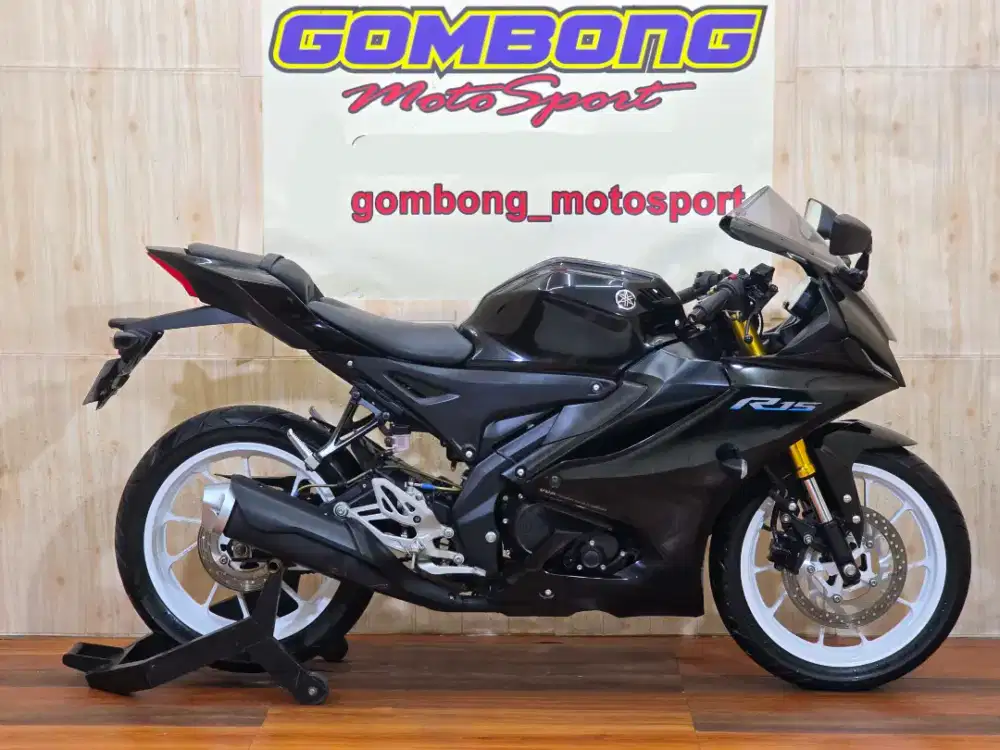 YAMAHA R15 V4 2022