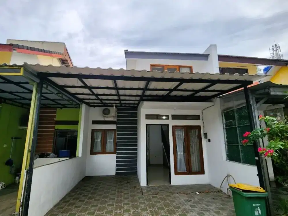 Rumah minimalis 2 lantai buaran serua indah siap huni