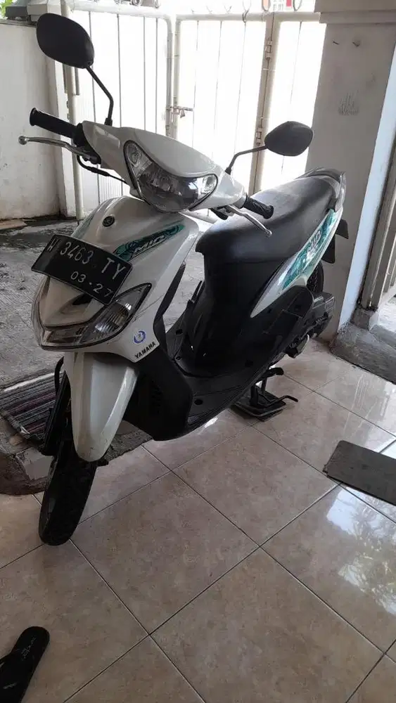 YAMAHA Mio 2012 Warna Putih Mulus