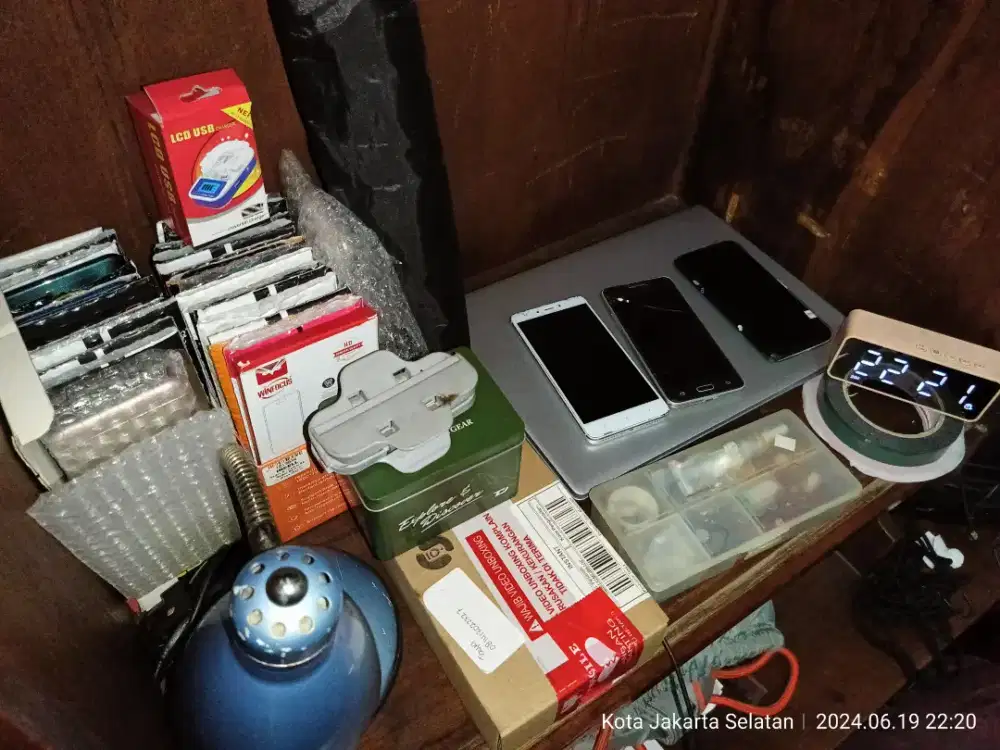 Service Handphone Android iPhone