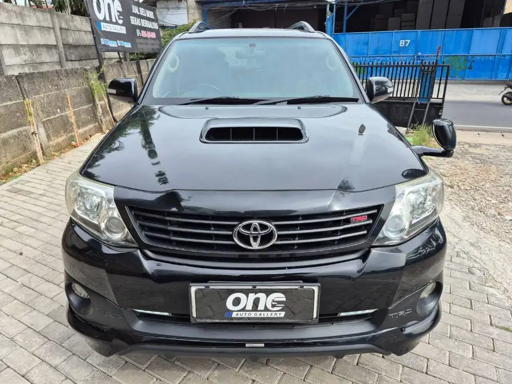 Toyota Fortuner VNT TRD 2.5 2013