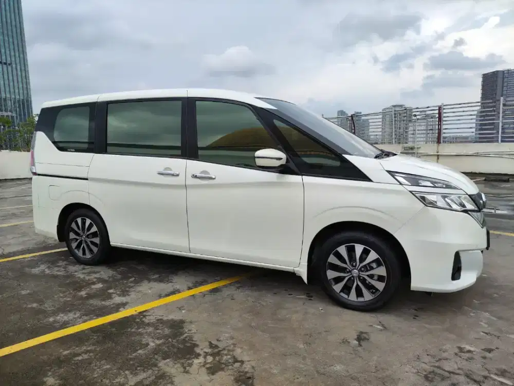 Nissan Serena 2019 A/T