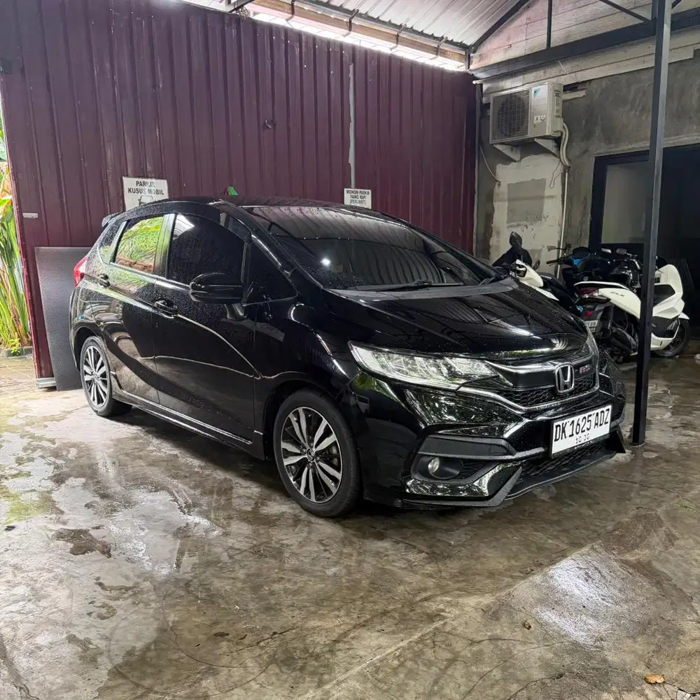buc jazz rs gk5 2018 hitam matic facelite