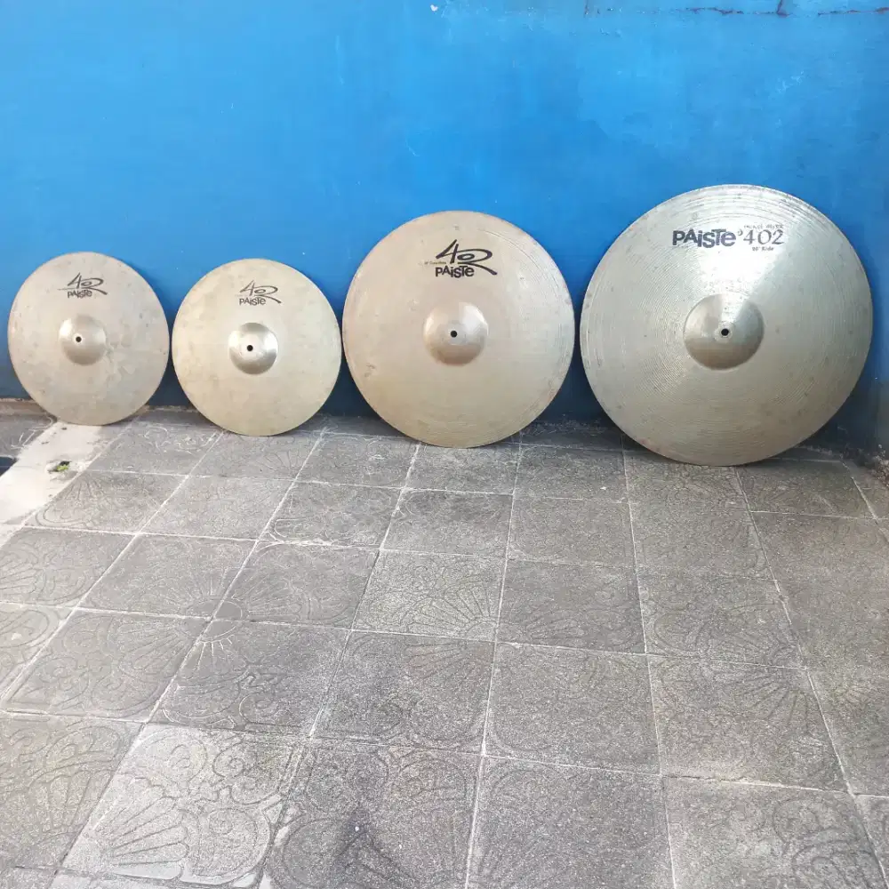 Cymbal drum set