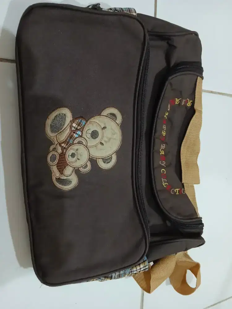 Baju bayi, baju balita dan tas bayi gratis