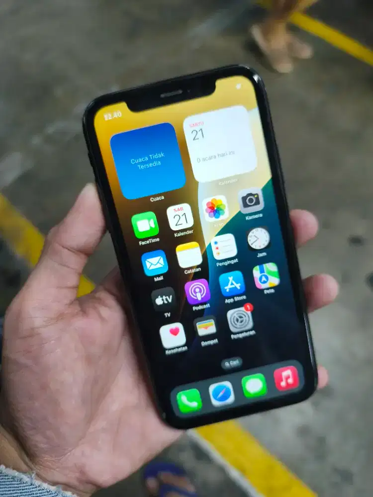 Iphone xr 64 ibox