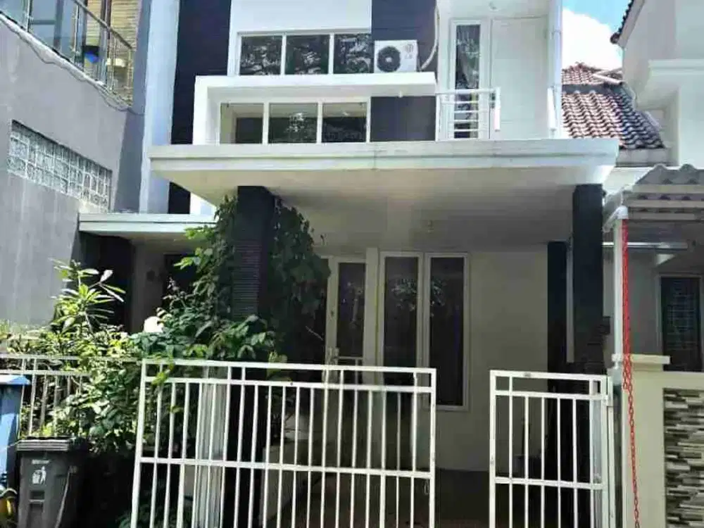 Dijual Cepat!!  Rumah Rapi, Siap Huni, di Cibubur Residence