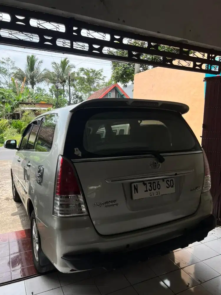 INNOVA G DIESEL 2011