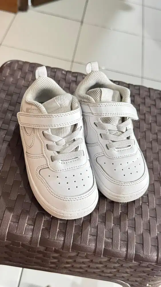 Sepatu nike anak 3 tahun