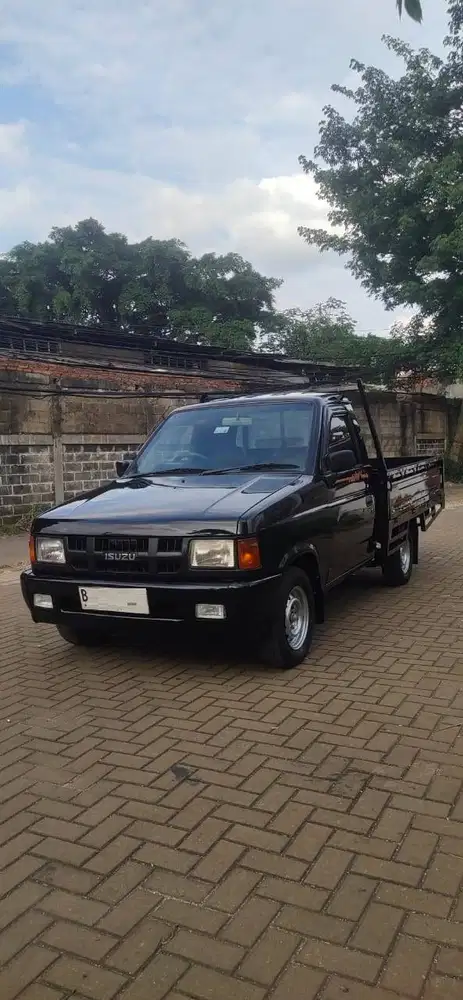 ISUZU PANTHER PICK UP AC PS TURBO TAHUN 2014