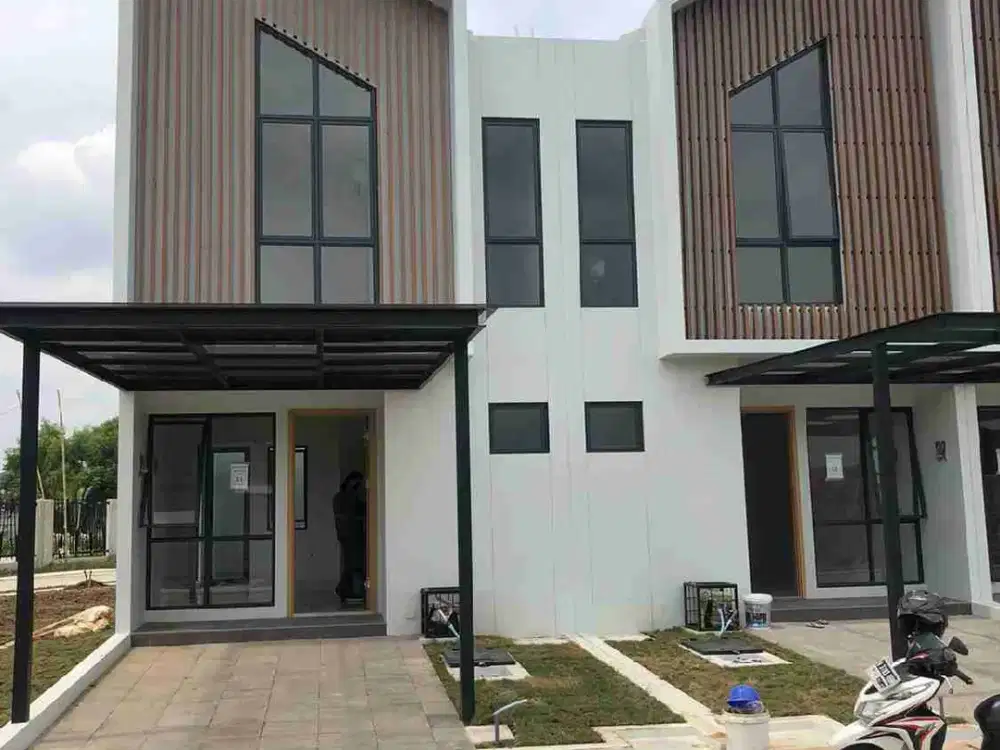 Dijual Rumah hoek 2 lantai di Citra Garden 8 (Cemara mansion), Kalideres, Jakarta Barat