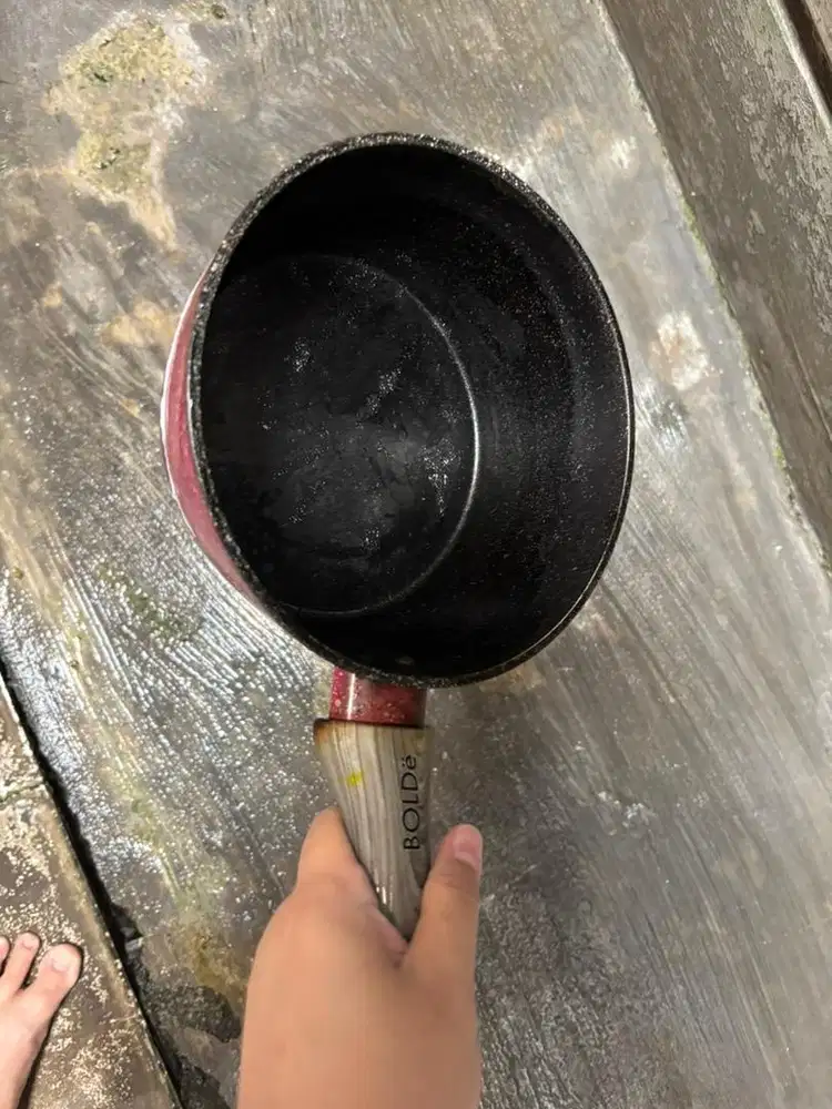 BOLDe Panci + Tutup Kaca / Sauce Pan + Glass Lid Black Pink 18cm bekas