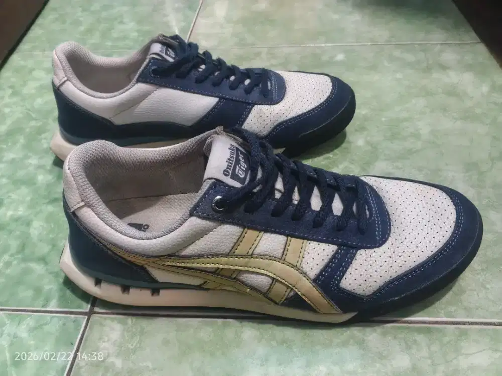 Sepatu Casual Onitsuka Tiger