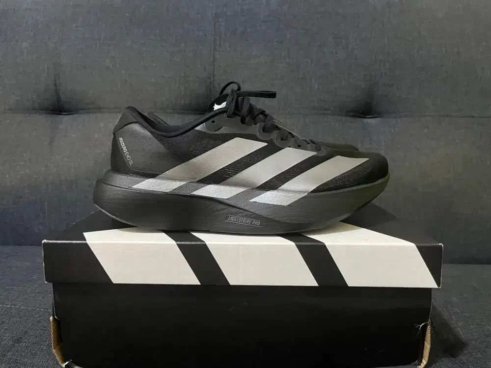 Sepatu Running Adidas Adizero Evo SL Black