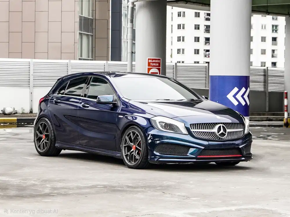 Mercedes-Benz A250 2013 Bensin