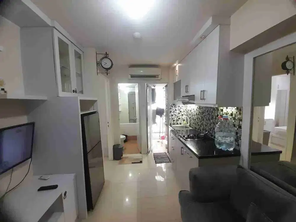 Sewa 2BR Furnished diatas Mall Bassura City ada Waterheater