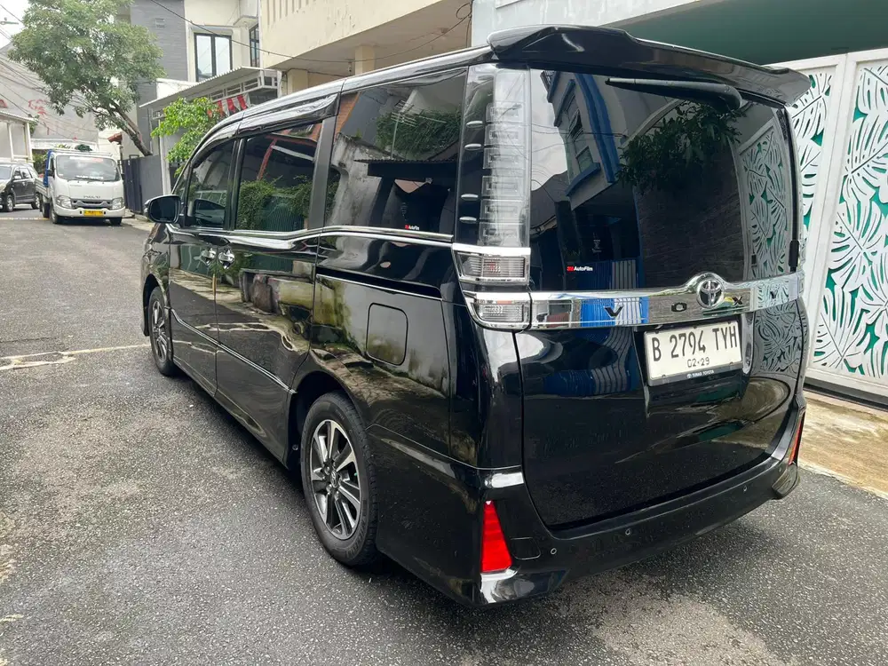 Toyota Voxy 2019 Bensin