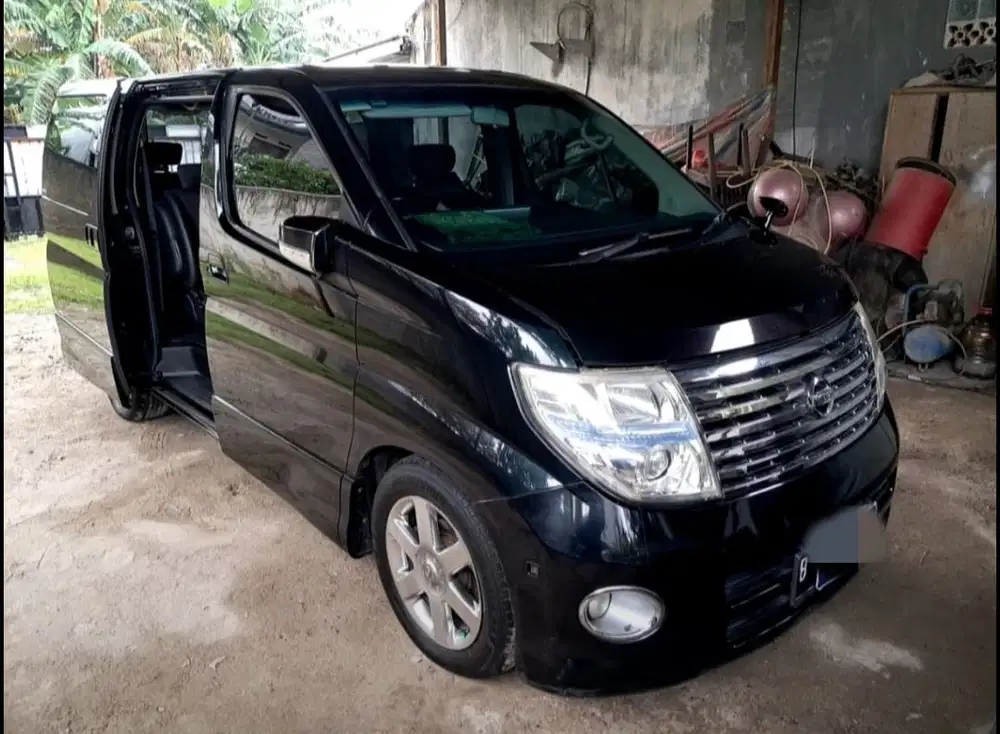 Nissan Elgrand 2005 Bensin