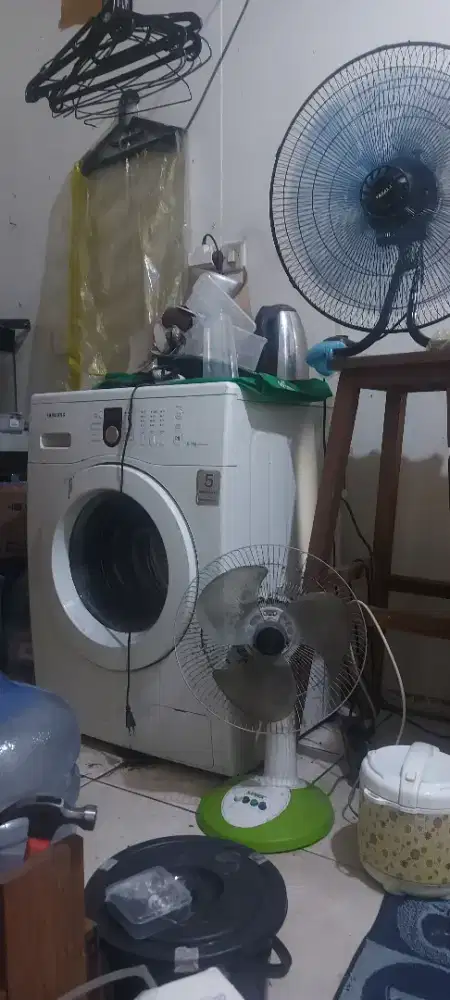 Mesin cuci satu tabung bukan depan merk samsung
