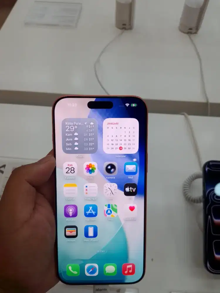 KREDIT HP IPHONE 17 PRO MAX SEGAMPANG ITU HANYA DI HOME KREDIT BUNGA0%