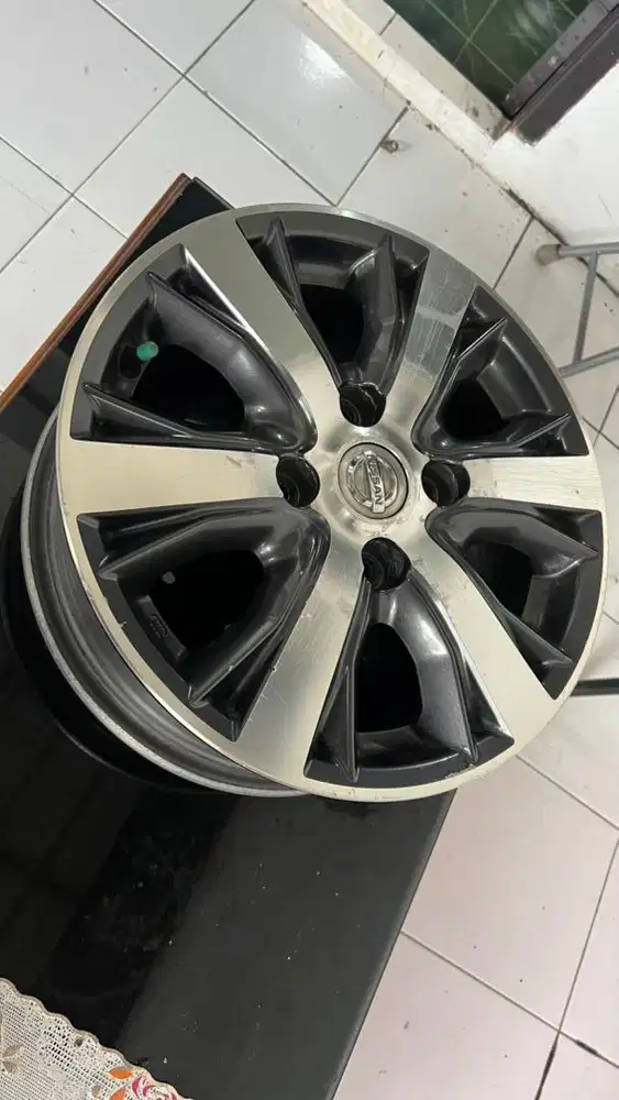 Velg Serep Livina Hws R15