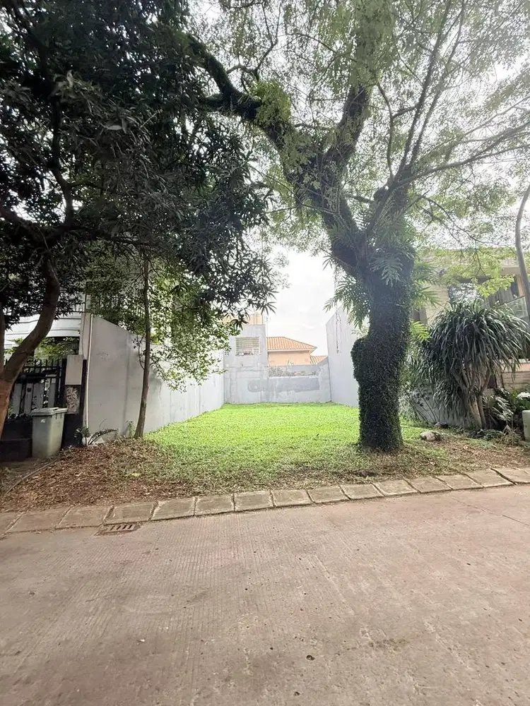 Di jual kavling badan depan danau di boulevard Citra Gran Cibubur