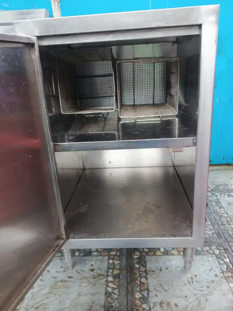 DIJUAL DEEP FRYER GAS