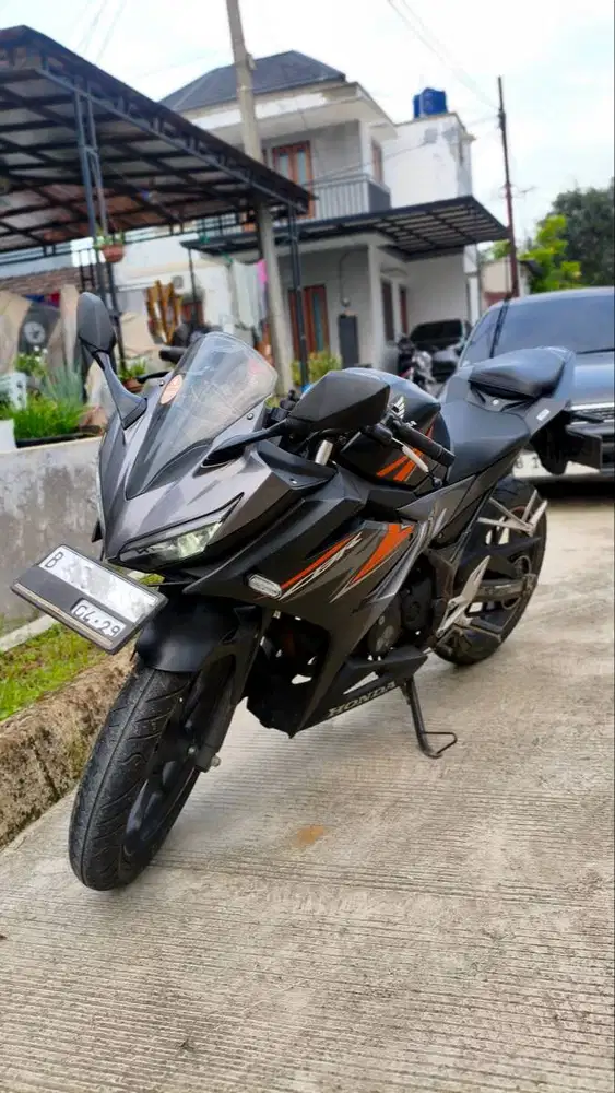 HONDA CBR 150R 019 Tgn 1 Dari KM 6000