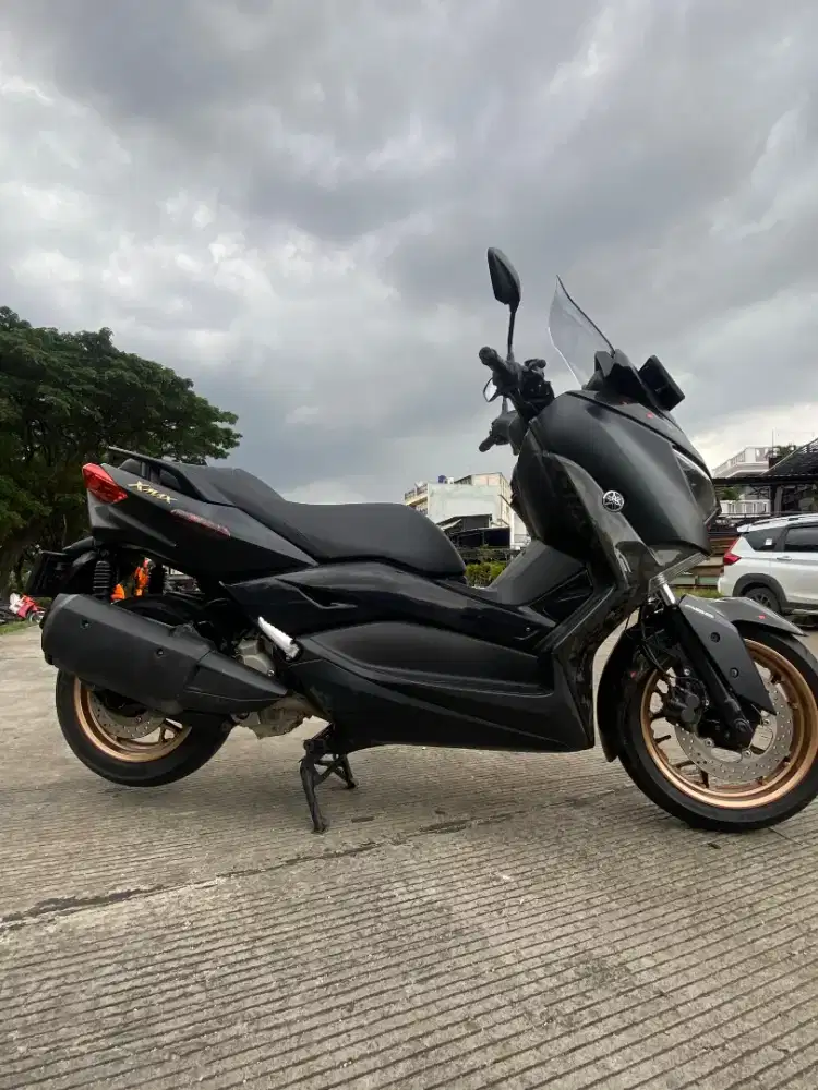YAMAHA XMAX ABS KEYLESS TAHUN 2022