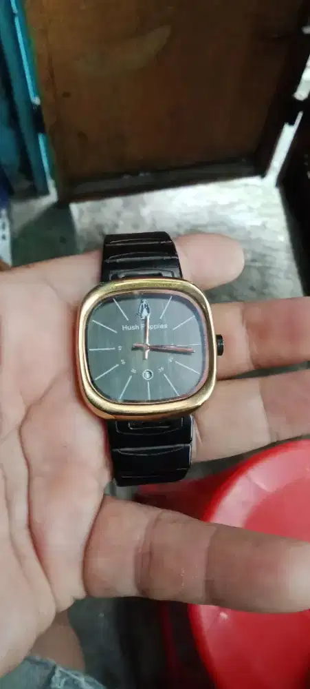 Jam tangan Hush Puppies