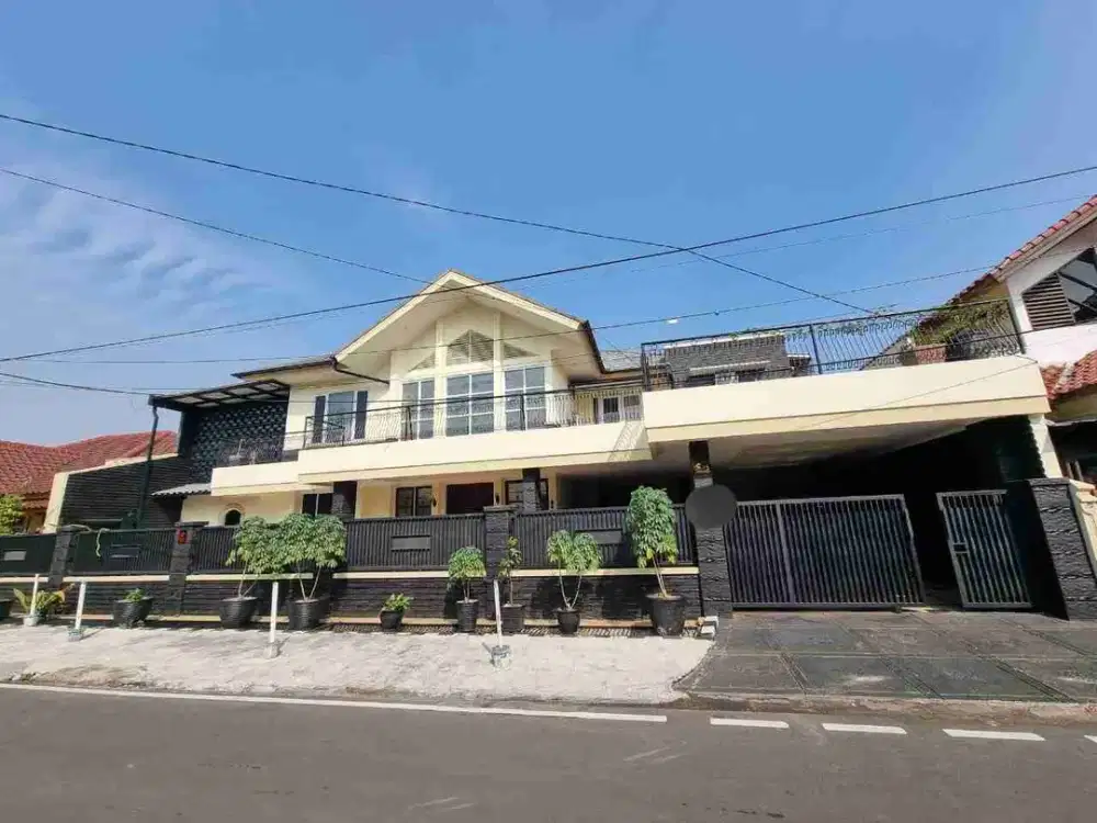 di jual rumah mewah 2 lantai di duren sawit jakarta timur