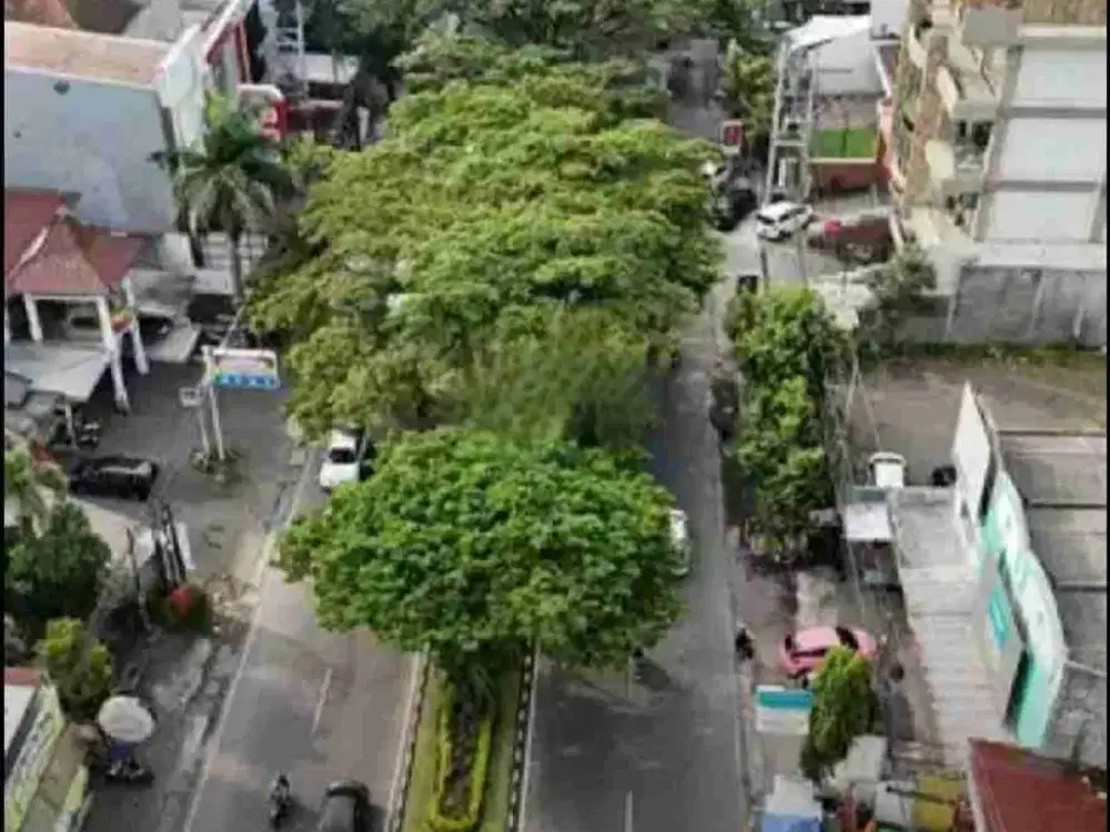 Tanah Nol Jalan Raya Saxophone Suhat Kota Malang