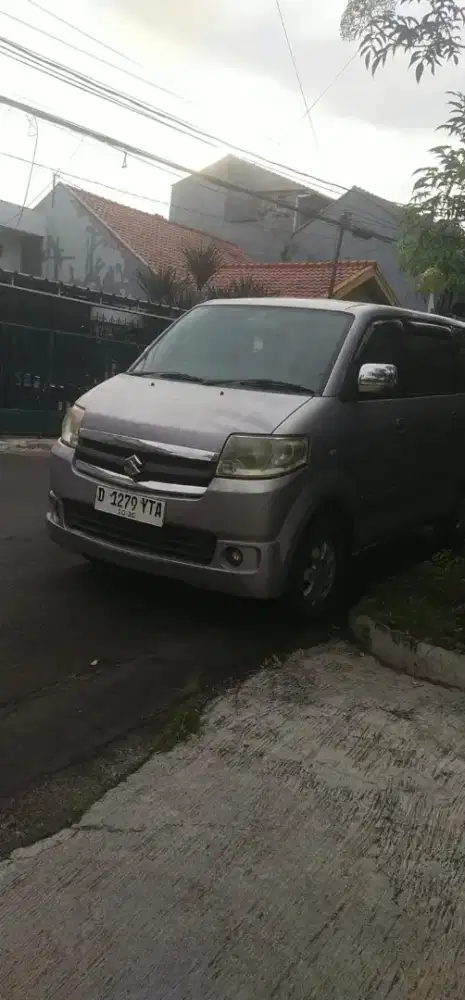 Suzuki APV GX 2010...pajak masih panjang.
