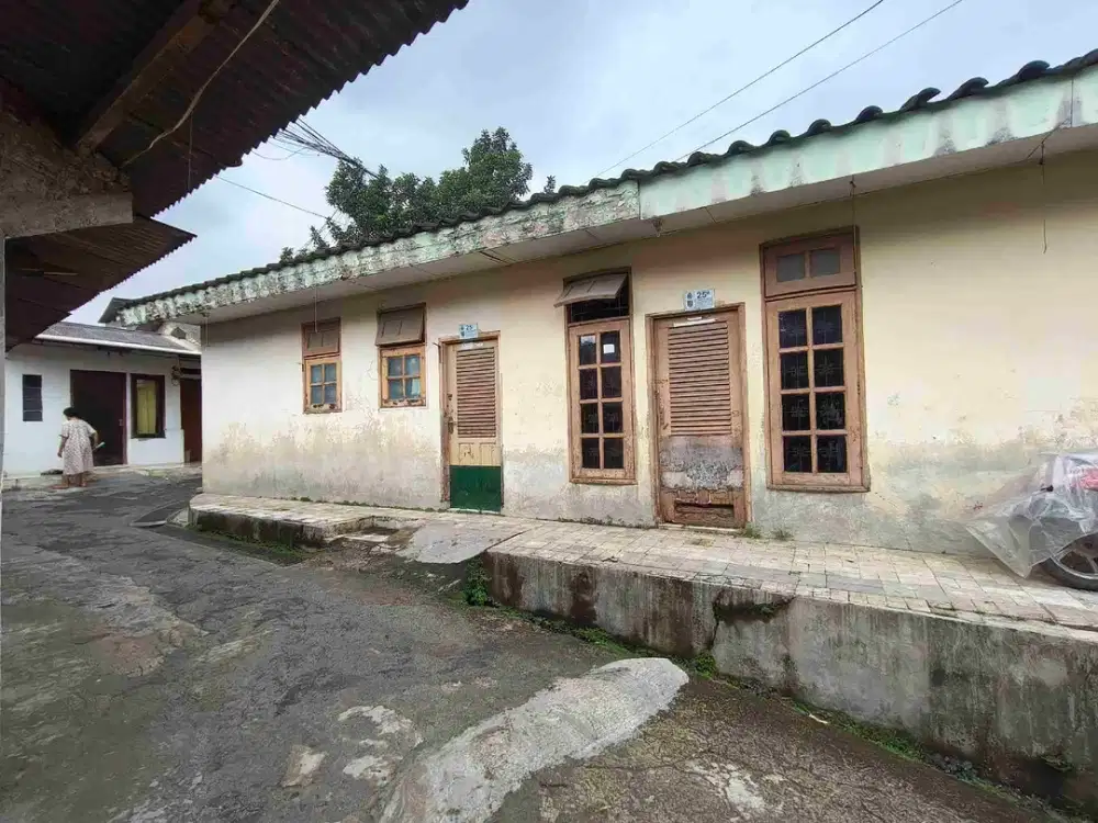 Rumah kontrakan di tanah baru nempel Jaksel Deket ui