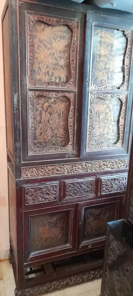 Lemari antik China / Chinese Antique Cabinet