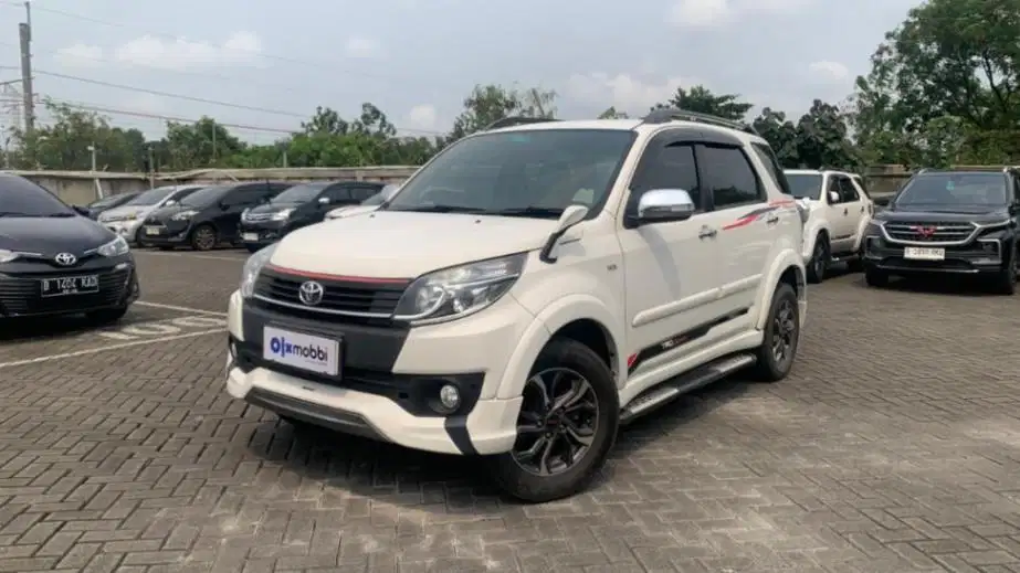 DP RENDAH Toyota Rush 1.5 TRD Sportivo Ultimo Bensin-AT 2017 UMFS