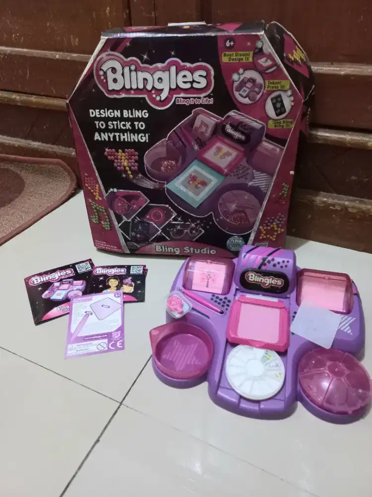 Blingless mainan pembuat stiker berlian.Second, bekas kondisi bagus.