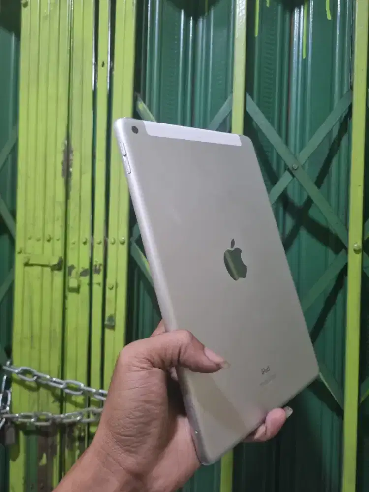 IPAD 9 256GB WIFI-CELLULER EX IBOX mulus fullset komplit