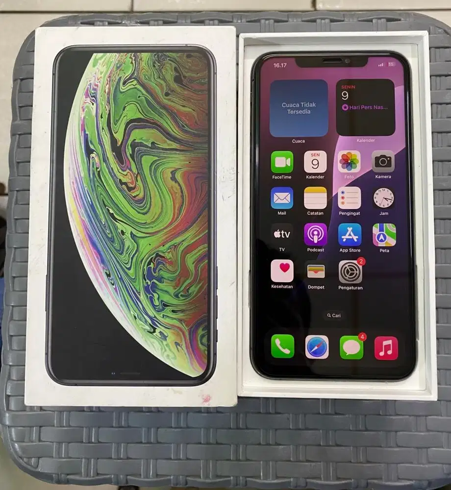 iphone xs max 256gb black all operator