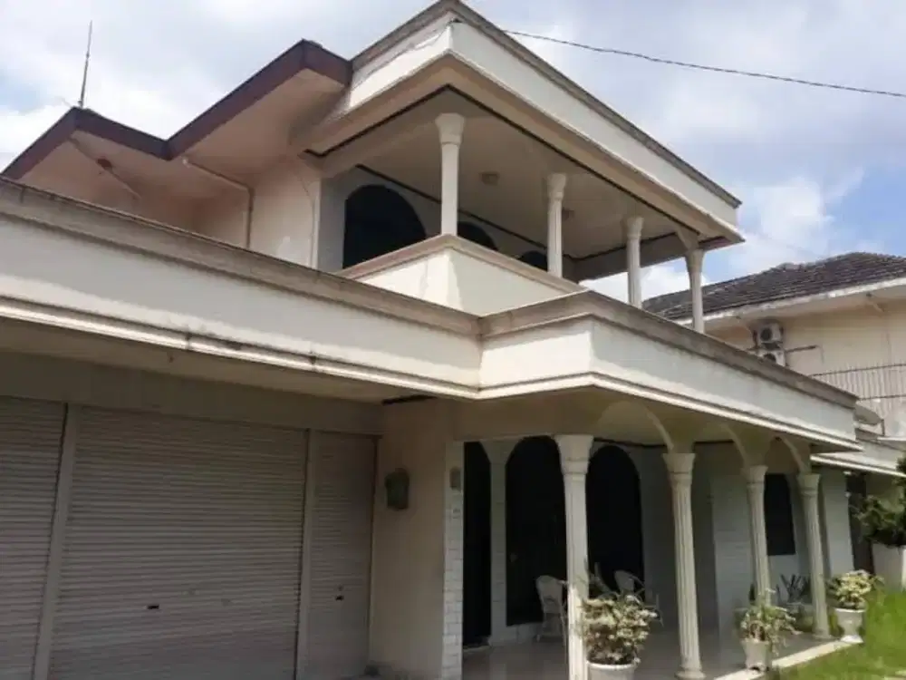 Rumah Inti Kota Jl Baja Raya depan Rumah Sakit Sarah Medan Petisah