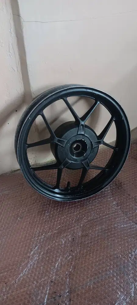 Velg belakang original vario 125/150