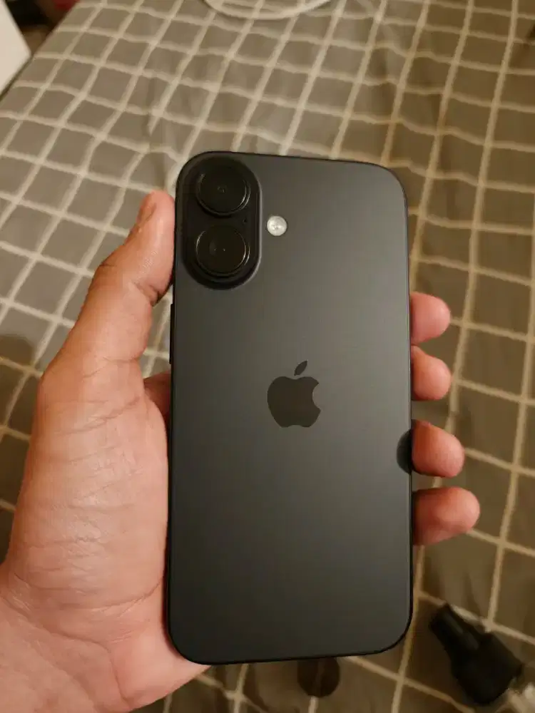 iPhone 16 256GB
