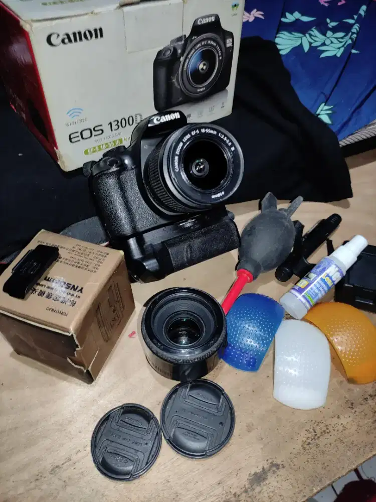KAMERA CANON 1300 D Full Accessories