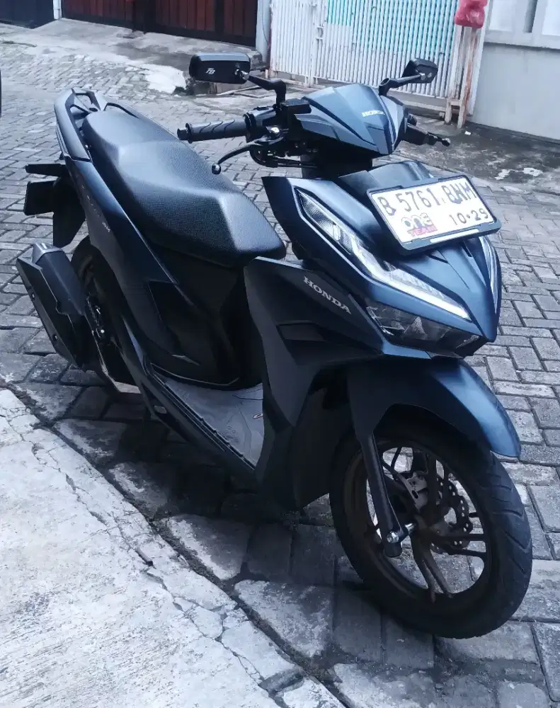 Jual mokas Vario 125 led new tahun 2024 keyless