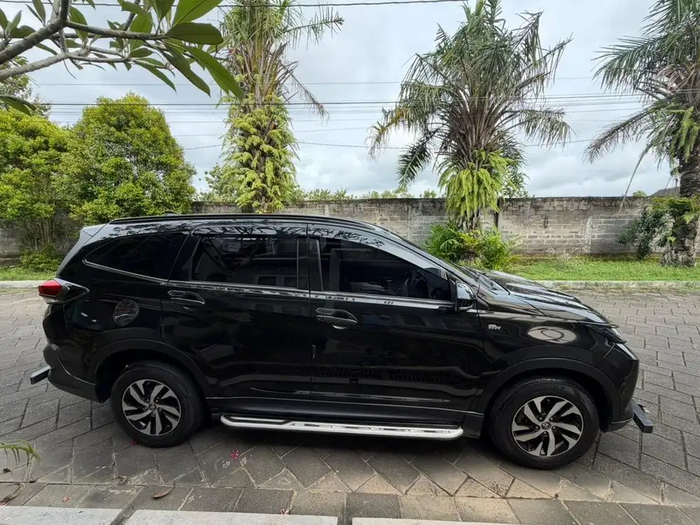 TOYOTA RUSH TYPE G AT SECOND RASA BARU