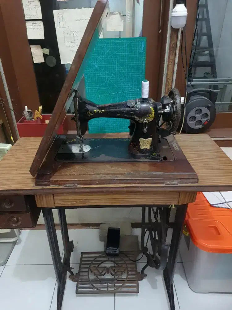 Jual Mesin Jahit jadul Merk Butterfly