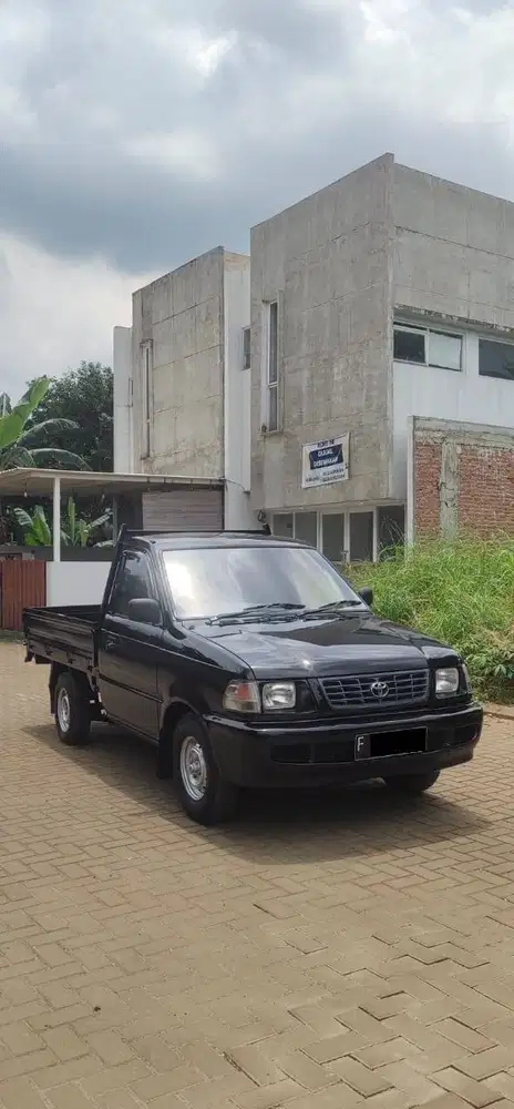 TOYOTA KIJANG KAPSUL PICK UP TAHUN 2005